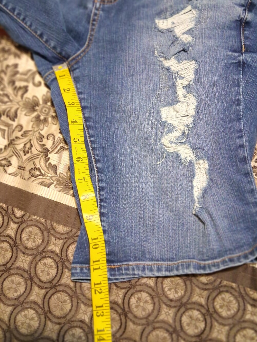torrid Denim Two Piece Set- Light and Medium Wash Blue Boyfriend Short Summer - Picture 8 of 12